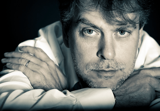 Cellist Luca Franzetti with his captivating rendition of J.S. Bach's Cello Suites.